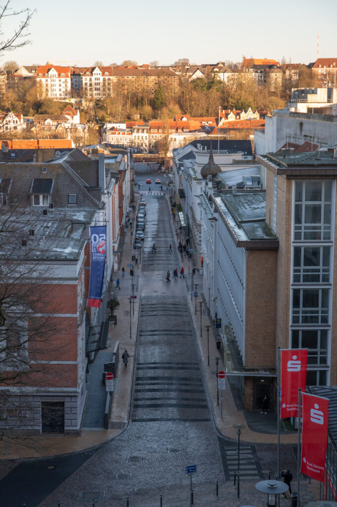 Blick vom Museumsberg auf die Rathausstraße